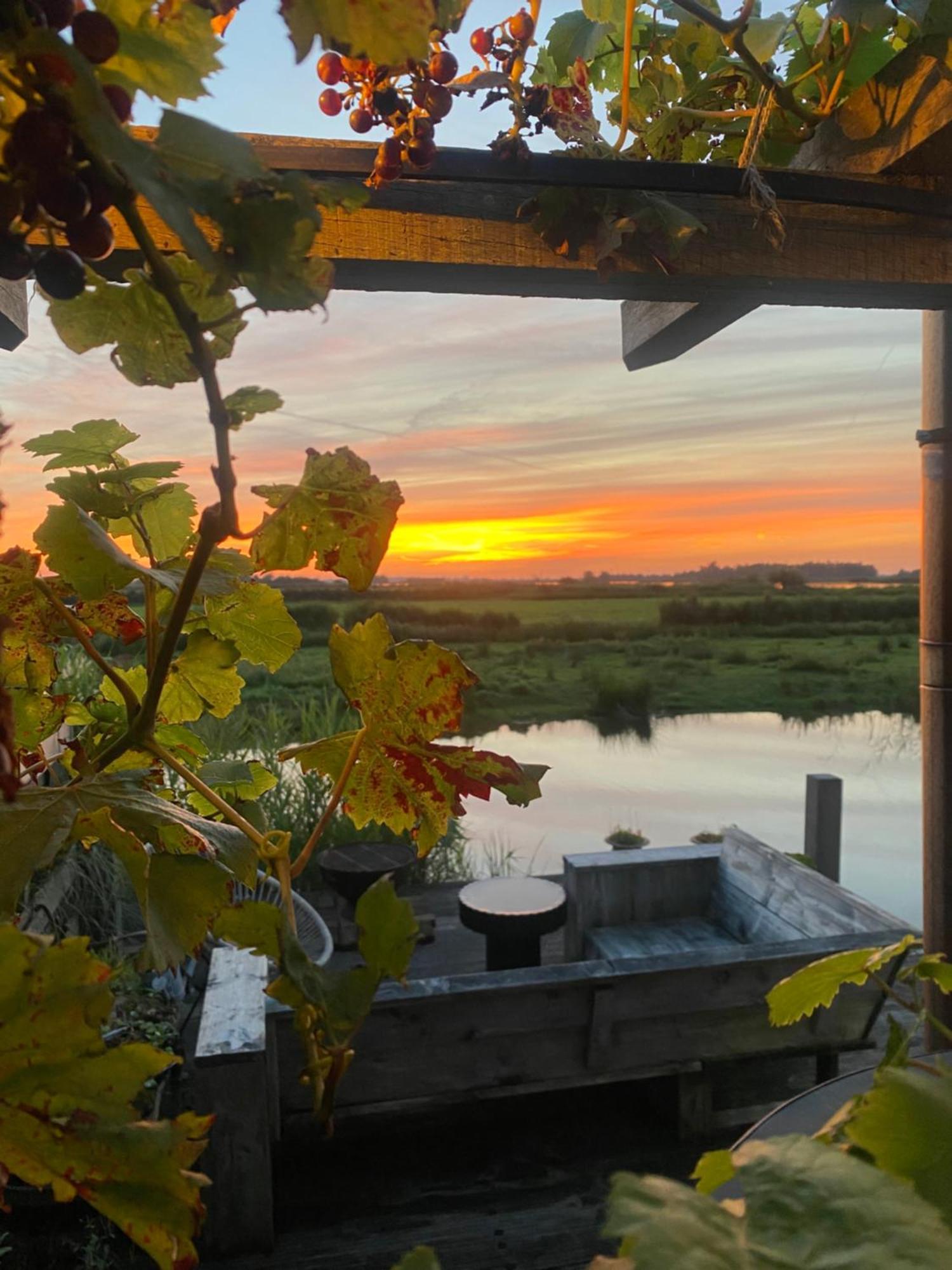 Romantic Dutch Hideaway Jisp Екстериор снимка